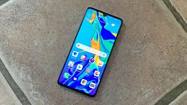مقایسه گلکسی S10 سامسونگ با P30 هوآوی